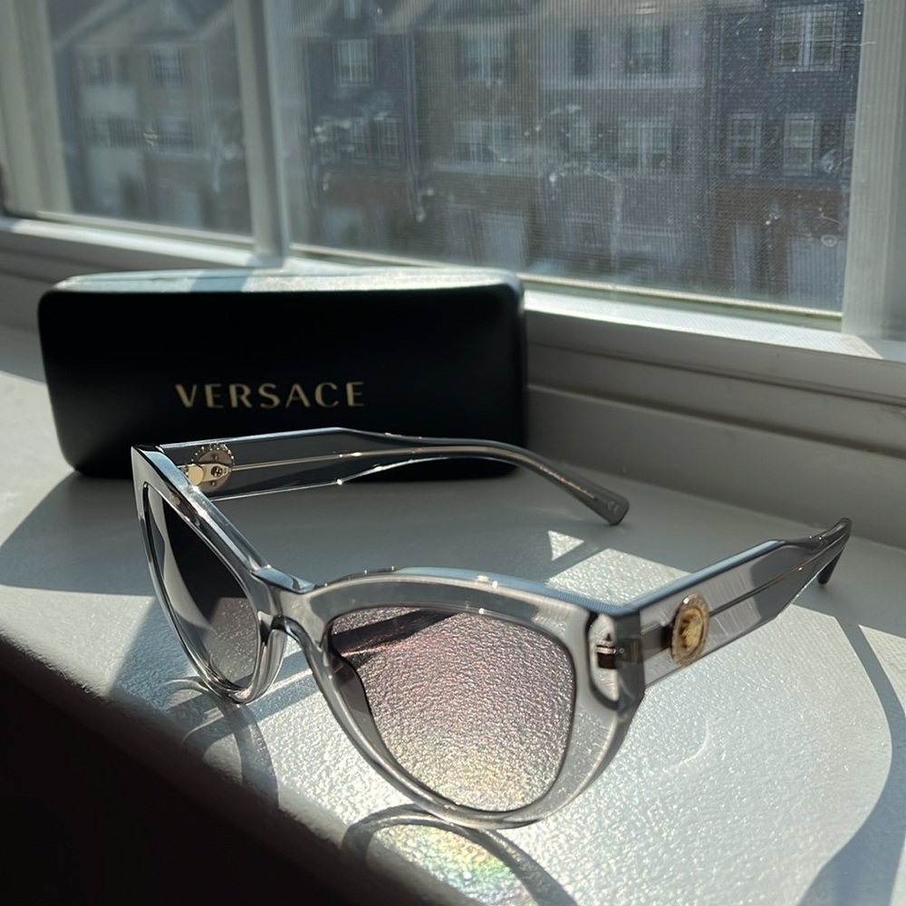 Gray Versace Summer Sunglasses - image 5
